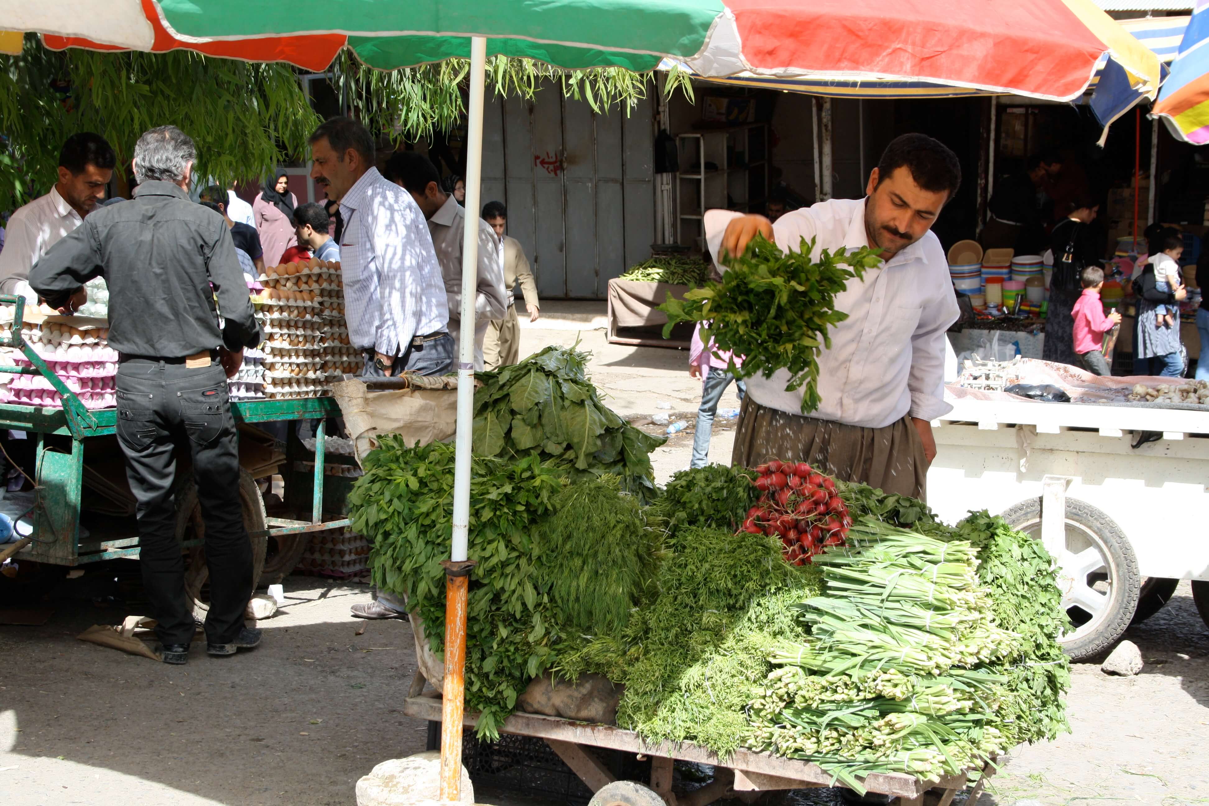 irak, stal op straat groente.jpg
